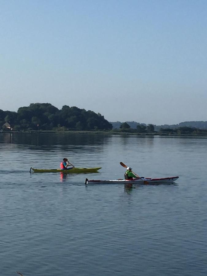 Direkter Blick auf´s Wasser Fahrdorf  Exterior foto