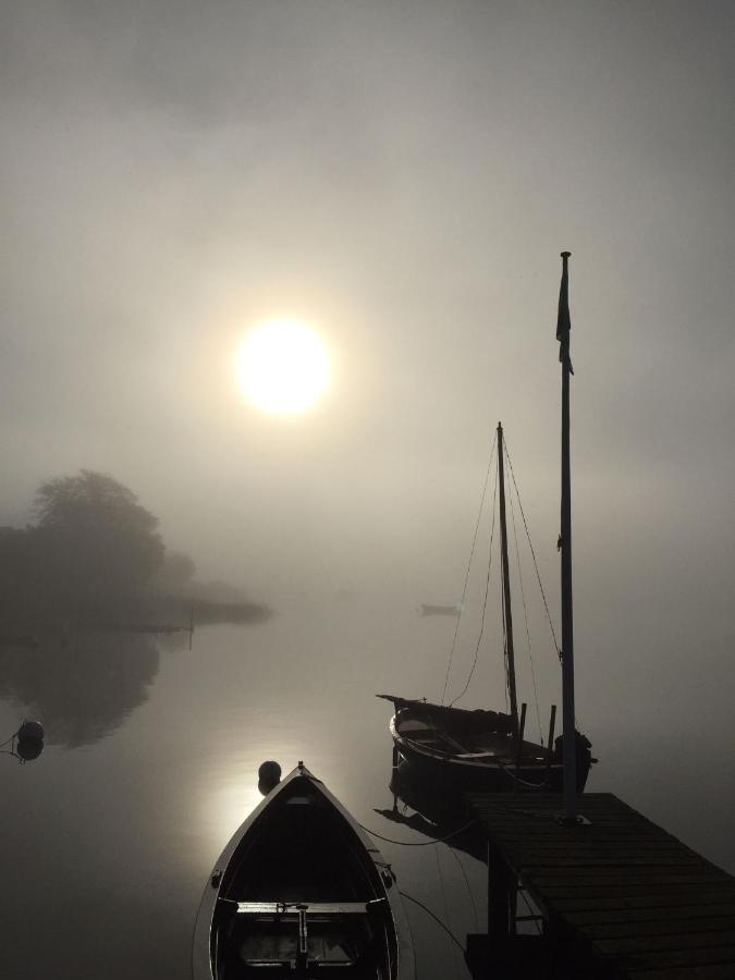 Direkter Blick auf´s Wasser Fahrdorf  Exterior foto